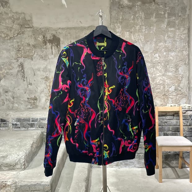 베르사체 진스 블랙 네온 스모크 봄버 자켓
