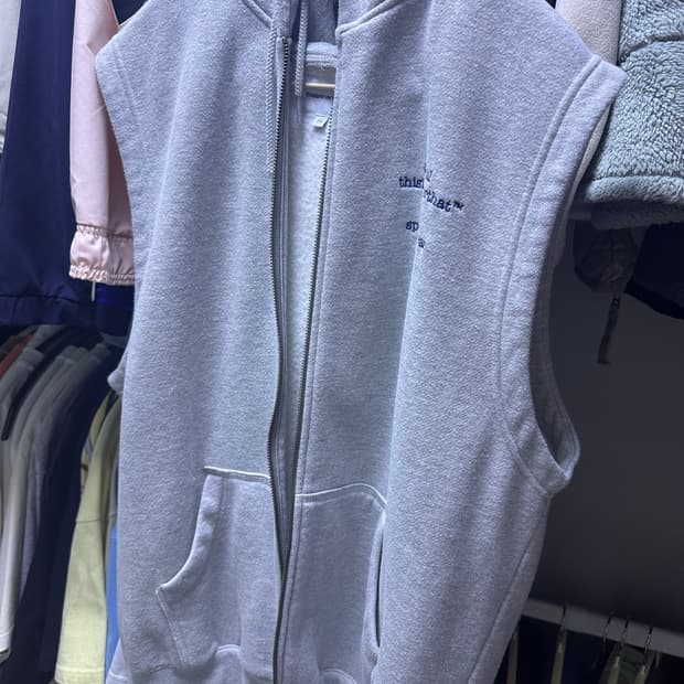 XL 디스이즈네버댓 슬리브리스 후드집업