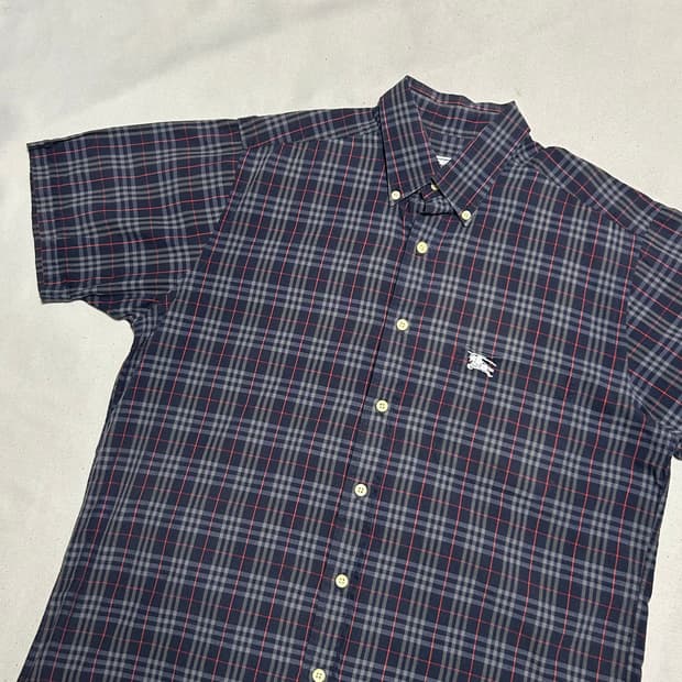 39(M) 버버리 노바체크 반팔 셔츠