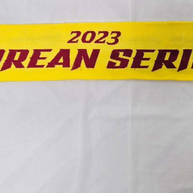 엘지 트윈스 한국시리즈 머플러 팝니다 