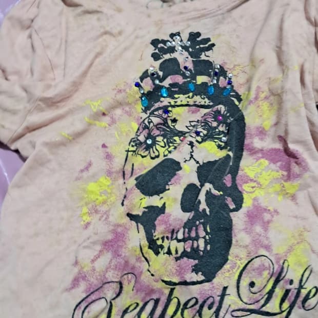 Listen Heartbeat 해골 반팔티