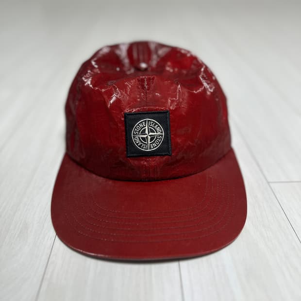 스톤아일랜드 x 슈프림 캠프캡 레드