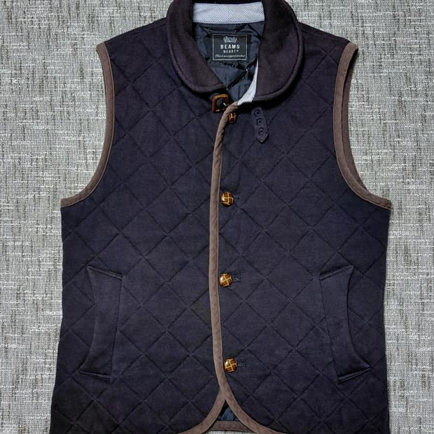 [M] 빔즈 하트(BEAMS HEART) 숄칼라 퀼팅 조끼 베스트