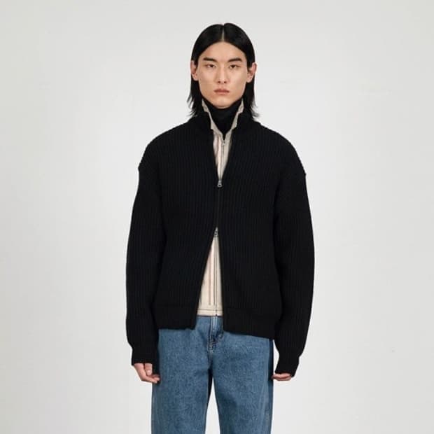 아모멘토 풀 니들 블루종