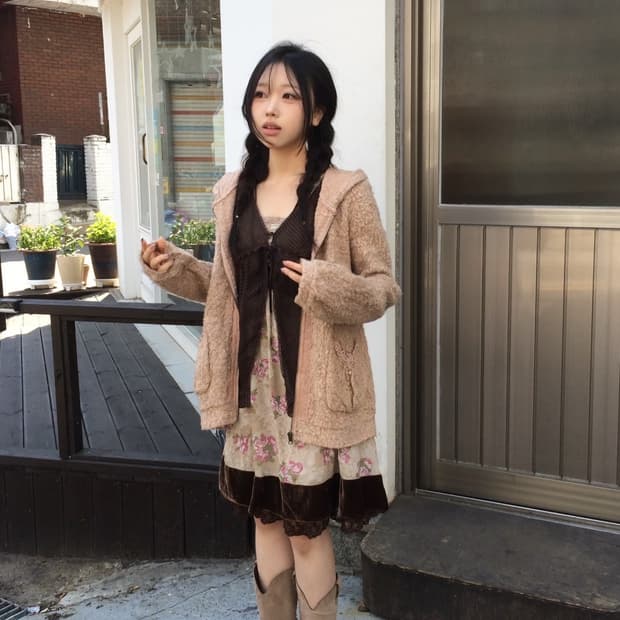 엑시즈팜 브라운 도트 소녀 코디세트