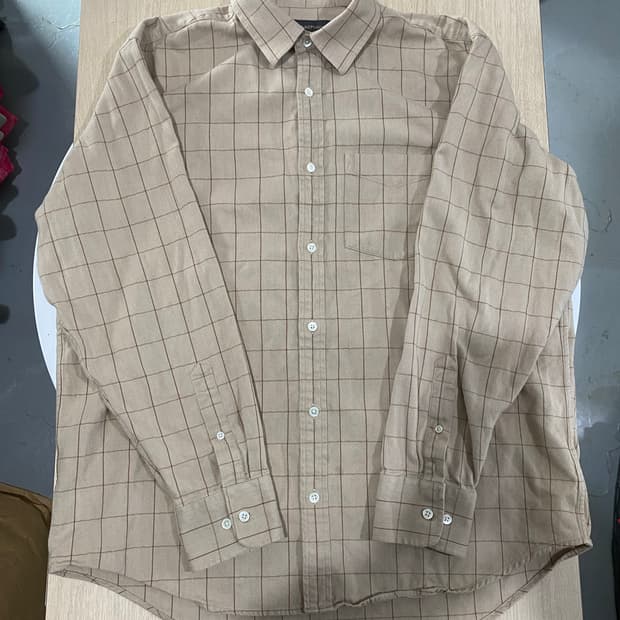 바나나 리퍼블릭 체크 셔츠 (105)