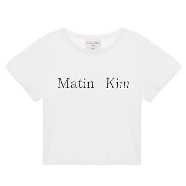 마뗑킴 LOGO CROP TOP IN WHITE
