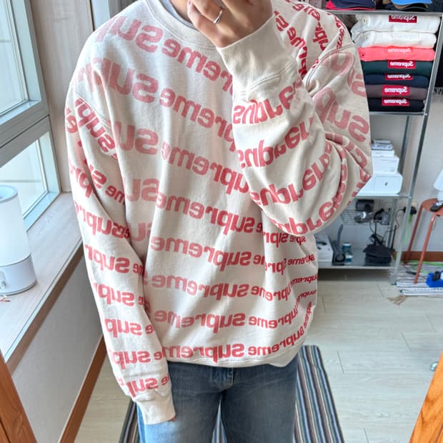 슈프림 레터링 맨투맨