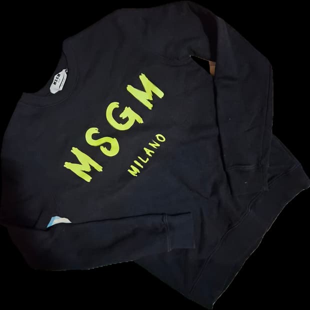 msgm 블랙 형광 맨투맨