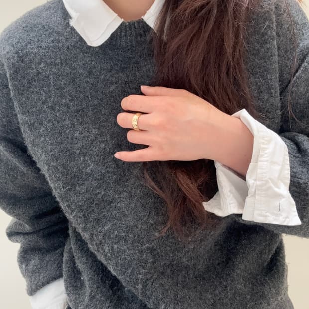 차콜 니트 새제품 (새제품/쇼핑몰 정리/땡처리)