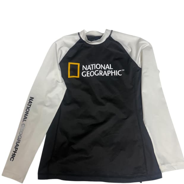 내셔널지오그래픽 래쉬가드 🖤🤍