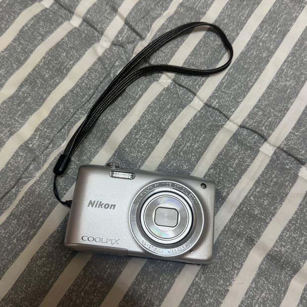 [국내 유일 매물] NIKON 니콘 쿨픽스 coolpix S2700