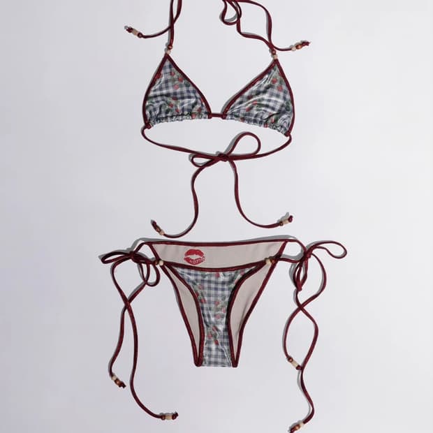 스컬프터 Berry Bikini 네이비 M사이즈 구해요