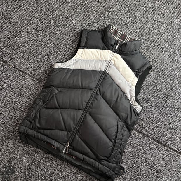 버버리 블랙 라벨 일판 다운 베스트 2992