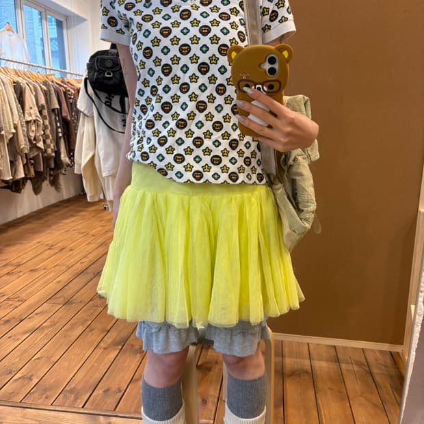 베이프 패턴 카라 반팔티