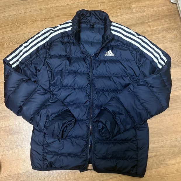 아디다스 삼선 네이비 경량패딩