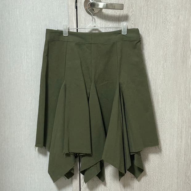 루루서울 페어리 카키 치마