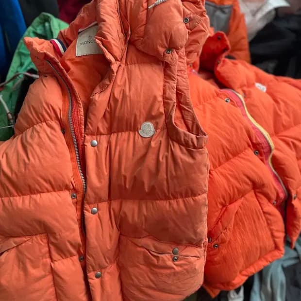 몽클레어 비즈빔 패딩 베스트