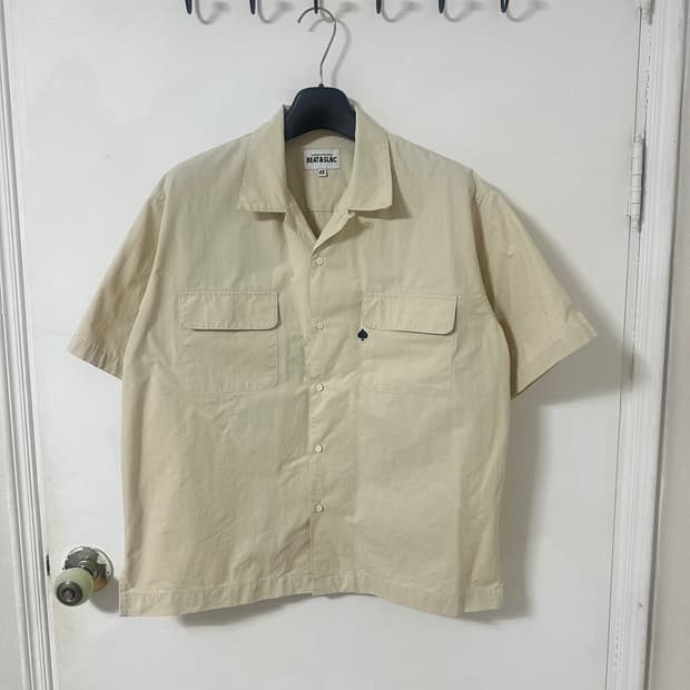 3(105) 비트앤사일런스 반팔 포켓 셔츠 베이지