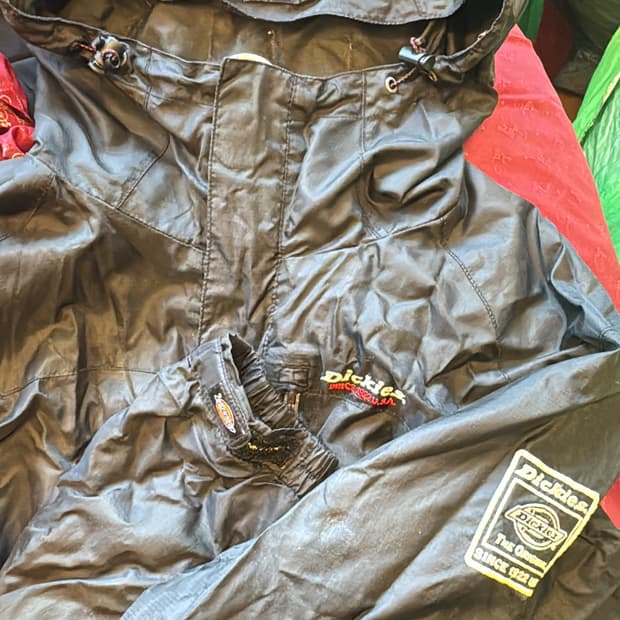 디키즈 바람막이