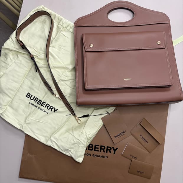 버버리 포켓 토트백 라지 올가죽 (S급)