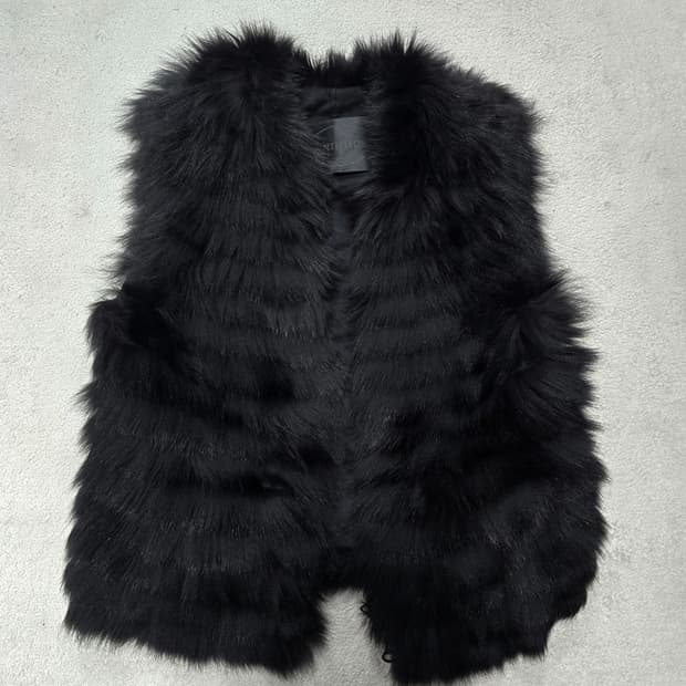 Untitled 블루폭스 베스트 블랙 