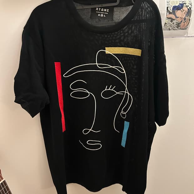 XTONZ 시스루 블랙 반팔티