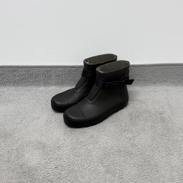 MHL x Moonstar rain boots
