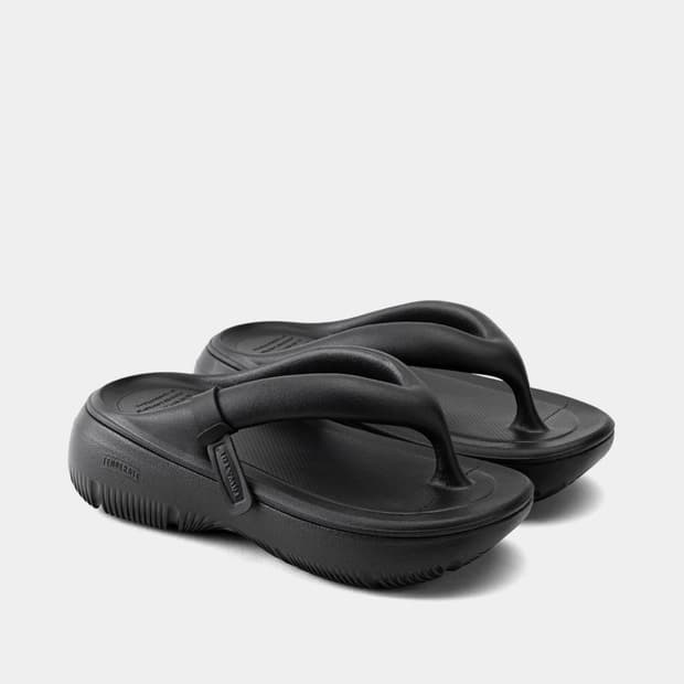 (새상품) 토앤토 Zerovity Plumpy 쪼리 블랙