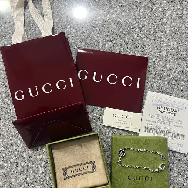 구찌 GG 마몽 키 참 팔찌 (실버)