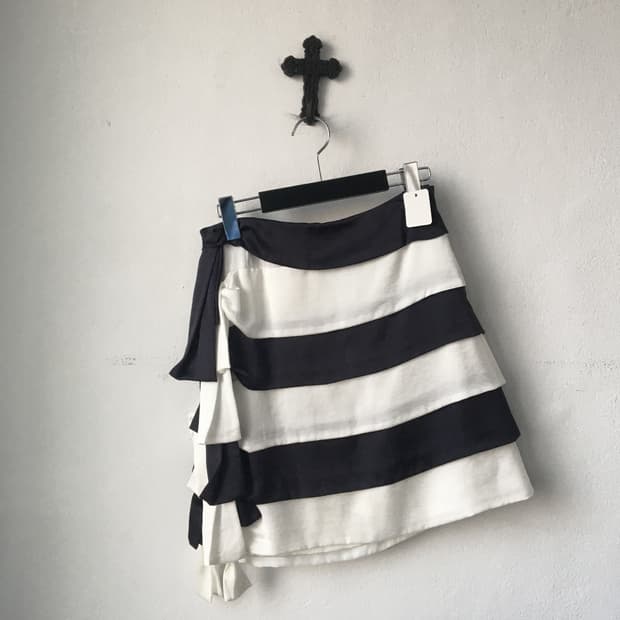 Sied tied point layer mini skirt