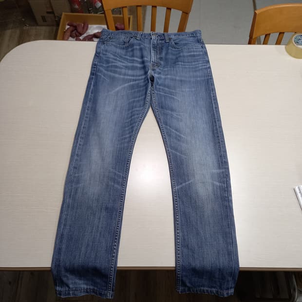 34 리바이스513 콜롬비아 워싱 슬림일자진 34-581