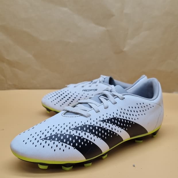 아디다스 프레데터 액큐러시4 축구화 245