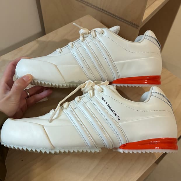 새상품) 요지 야마모토 Y-3 스니커즈