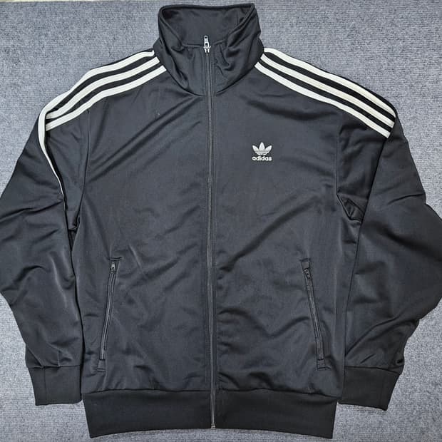 아디다스 신형 블랙 트랙 파이어버드 XL(급처)