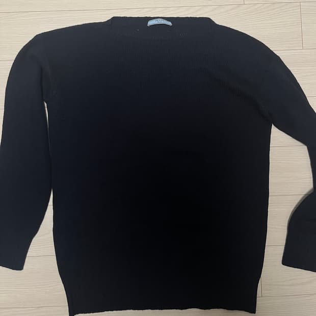 2011 프라다 캐시미어 니트