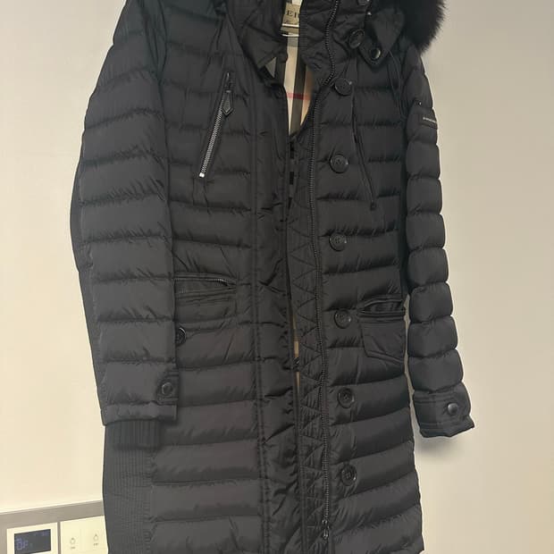 버버리 여성 폭스퍼 패딩 S