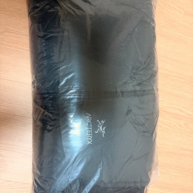 아크테릭스 알파파카 블략 XS