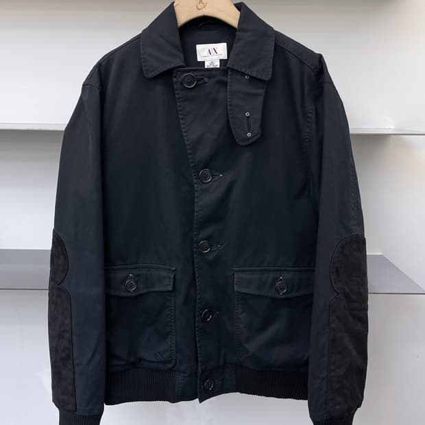 아르마니 익스체인지 엘보우 패치 버튼 자켓