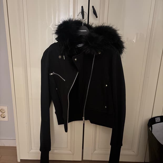 낫노잉 라이더 퍼 후드 집업 블랙 S