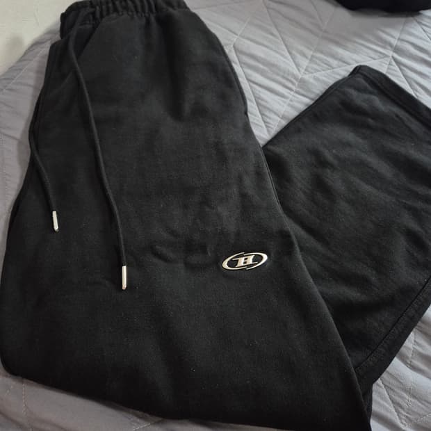 본투윈 블랙 스웻팬츠