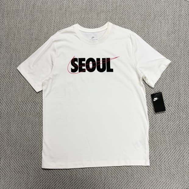 (XL)나이키 SEOUL 리미티드 반팔티