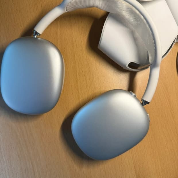 애플 에어팟 맥스 실버1