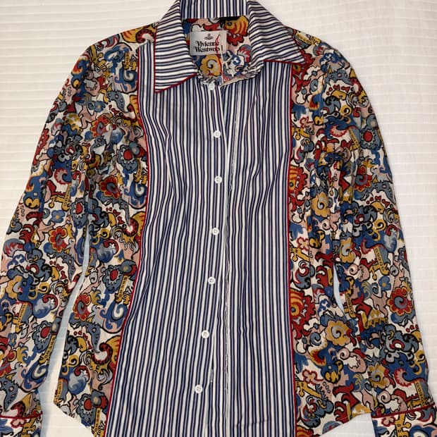 비비안웨스트우드 셔츠 38사이즈