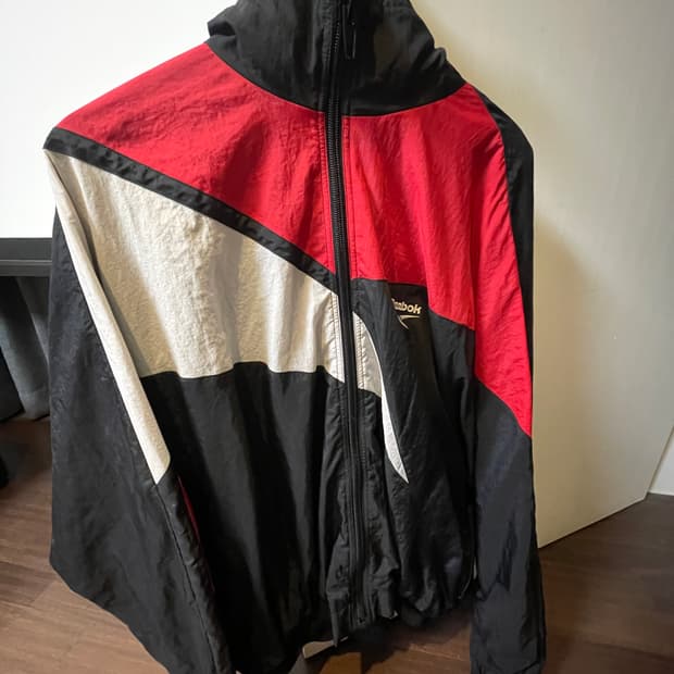 베트멍 리복 멀티 트랙자켓