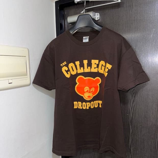 2004 칸예 웨스트 college drop out 티셔츠