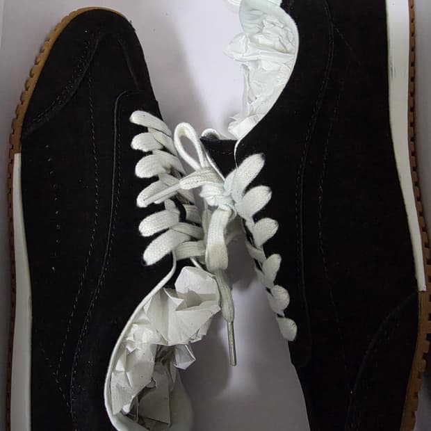 알로 선셋 스니커즈 250