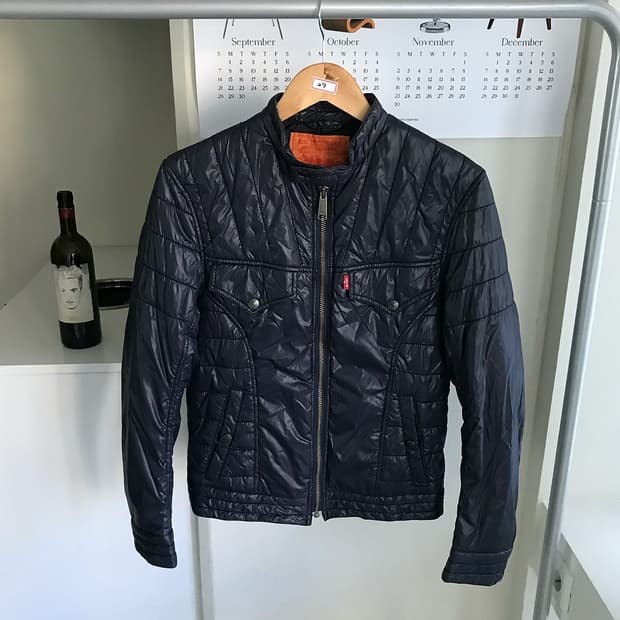 리바이스 트러커 경량 패딩