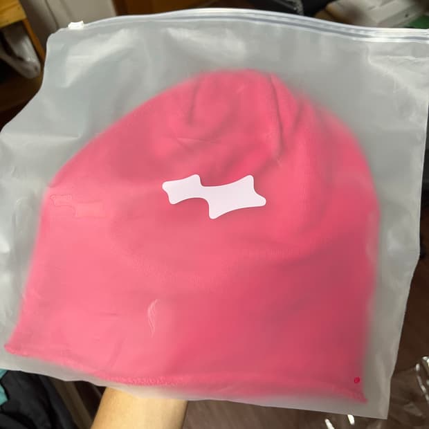 Skylrk beanie cran 색상