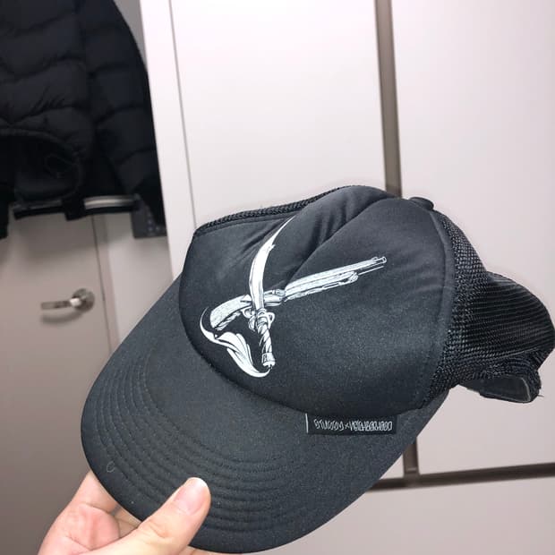 스투시 x 네이버후드 메쉬캡 